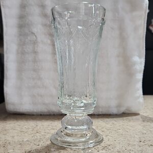 Elegant Clear Glass Vase